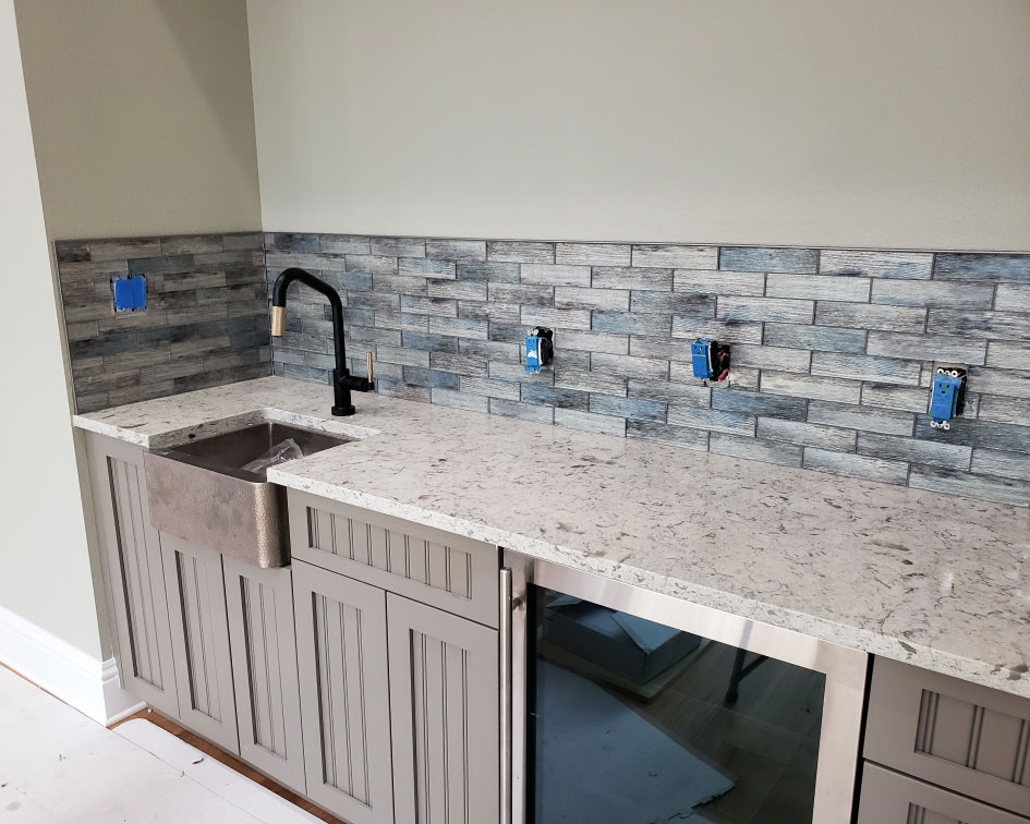 Kitchen counter with wall splash tiles